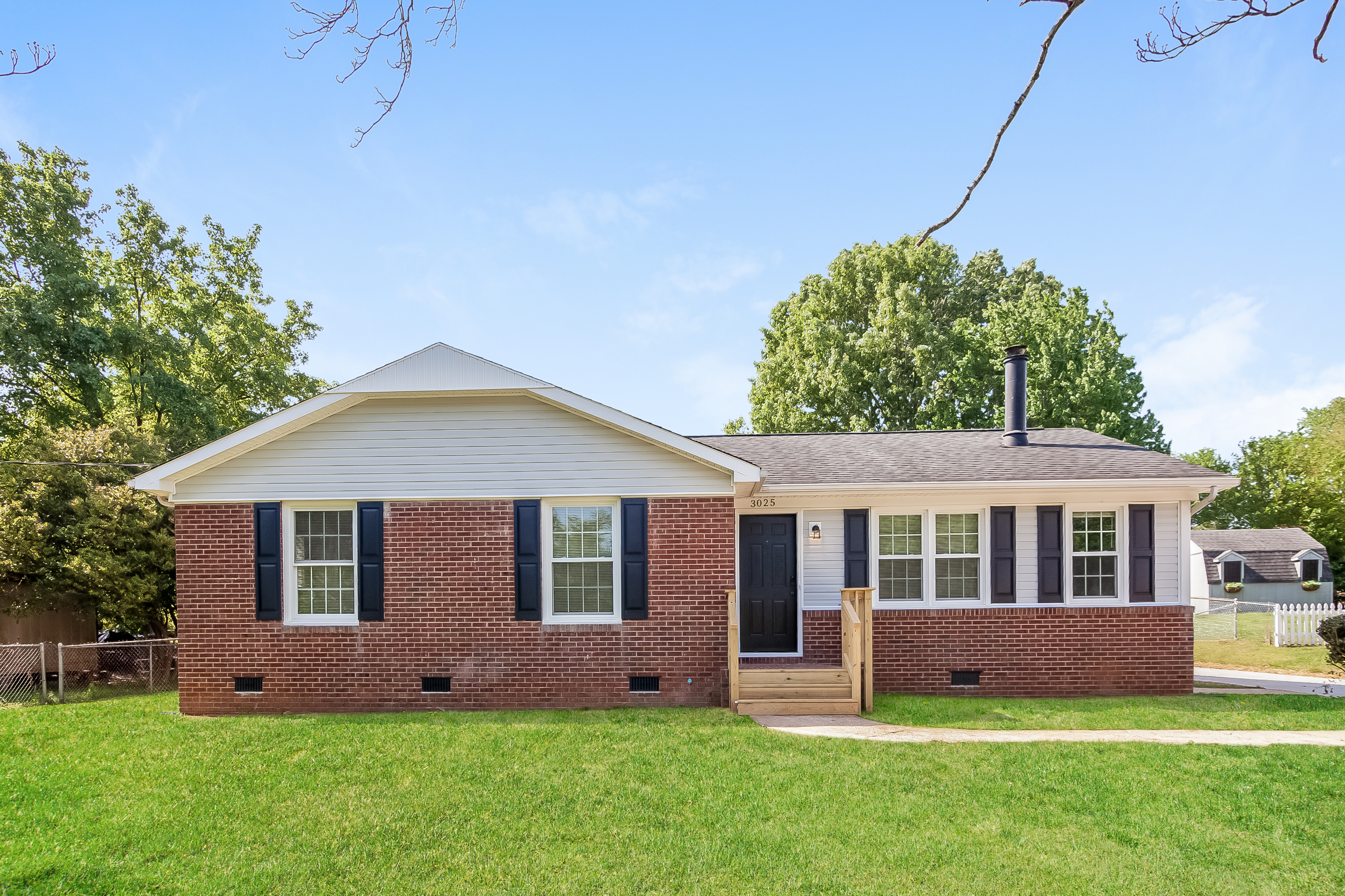 3025 BRANDYWINE CT GASTONIA, NC 28054
